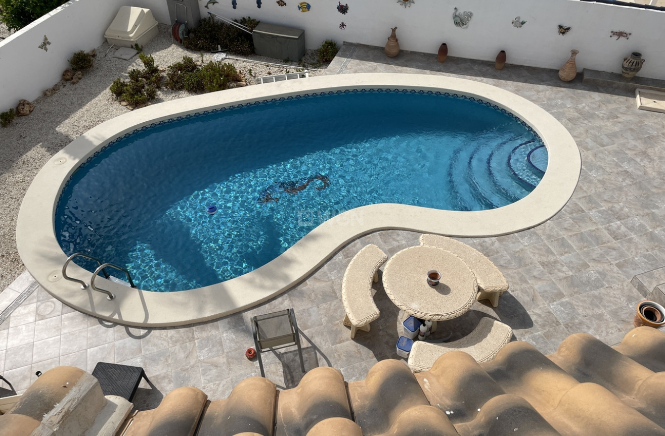 Reventa - Villa - Camposol - Inland