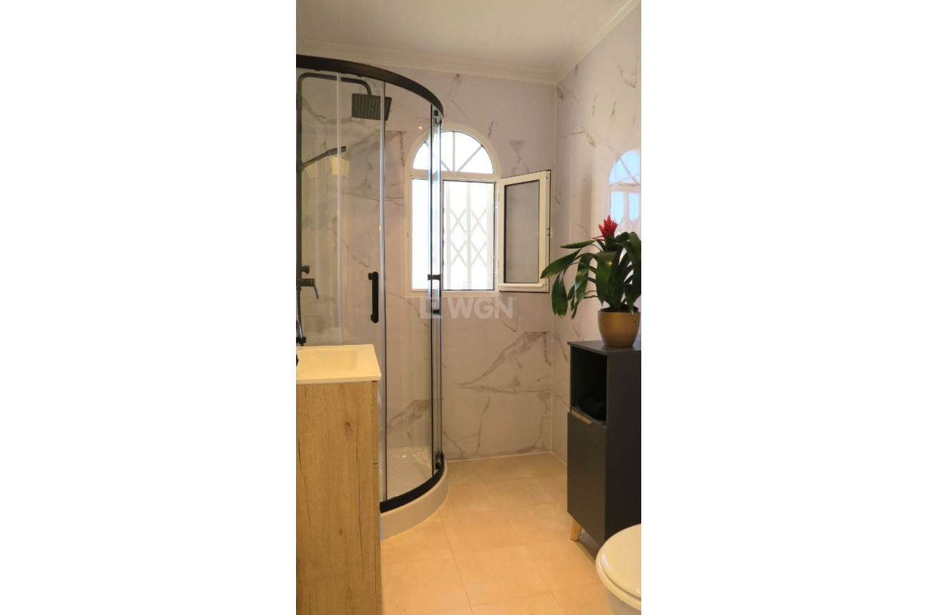 Wiederverkauf - Wohnung - Orihuela Costa - Costa Blanca