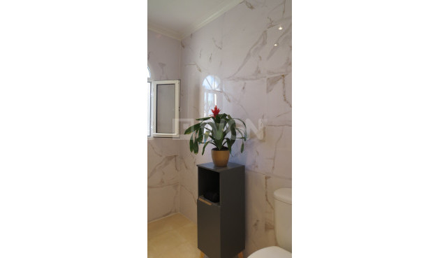 Wiederverkauf - Wohnung - Orihuela Costa - Costa Blanca