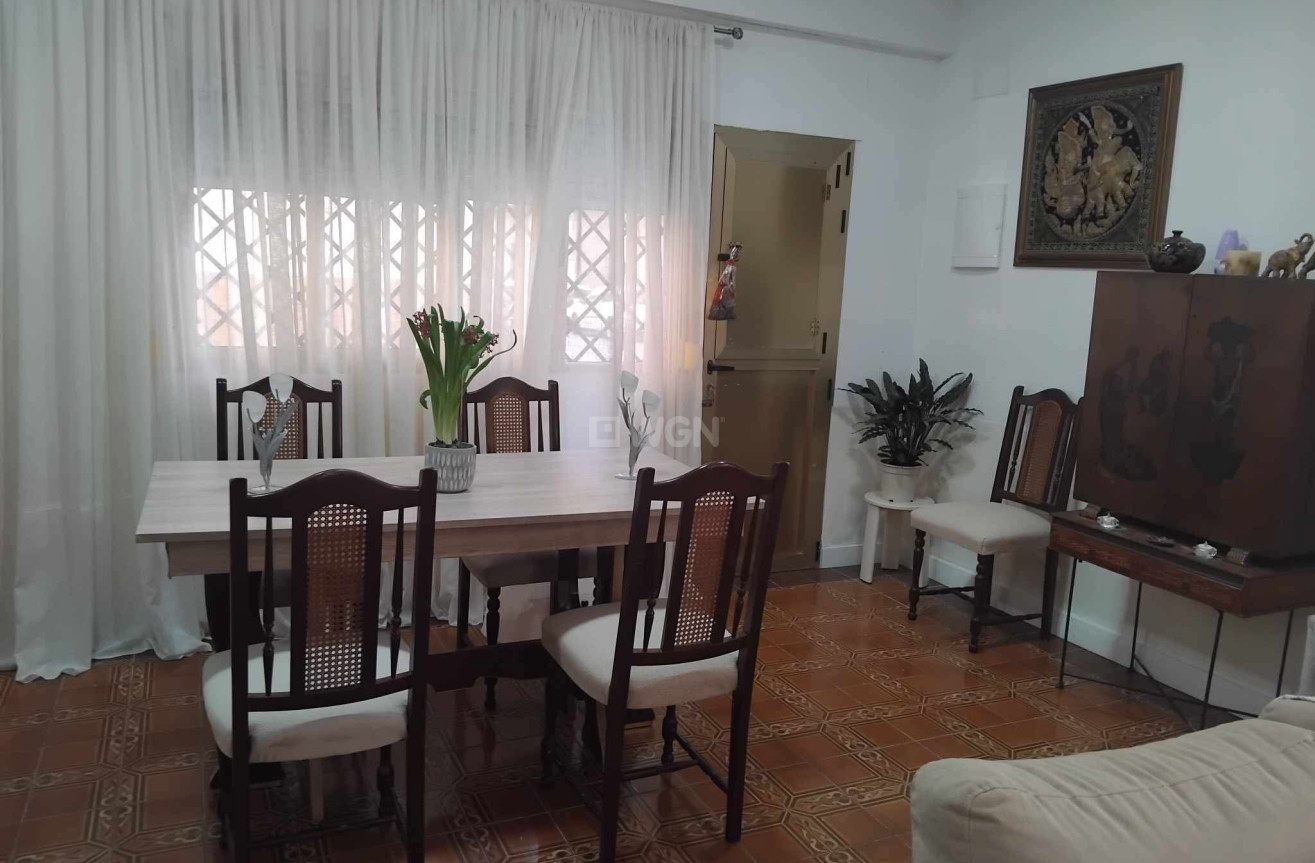 Odsprzedaż - Mieszkanie w bloku - Villajoyosa - Costa Blanca