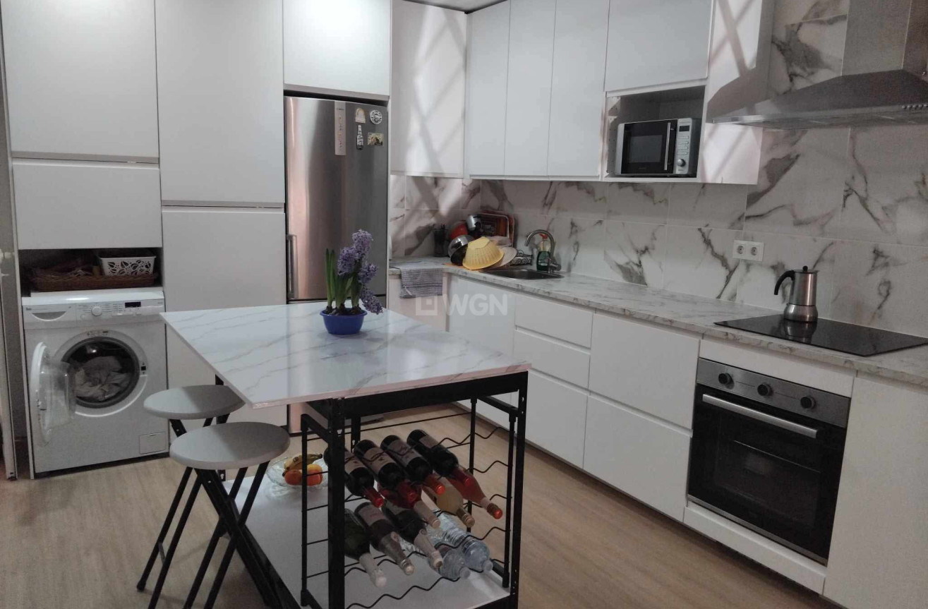 Odsprzedaż - Mieszkanie w bloku - Villajoyosa - Costa Blanca