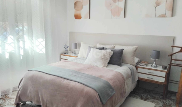 Odsprzedaż - Mieszkanie w bloku - Villajoyosa - Costa Blanca