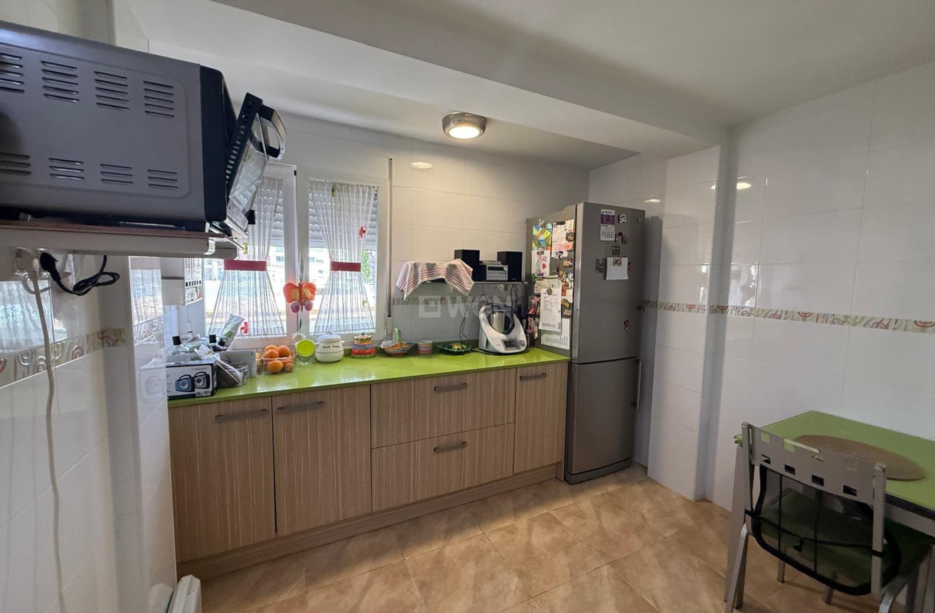 Odsprzedaż - Mieszkanie w bloku - Benidorm - Costa Blanca