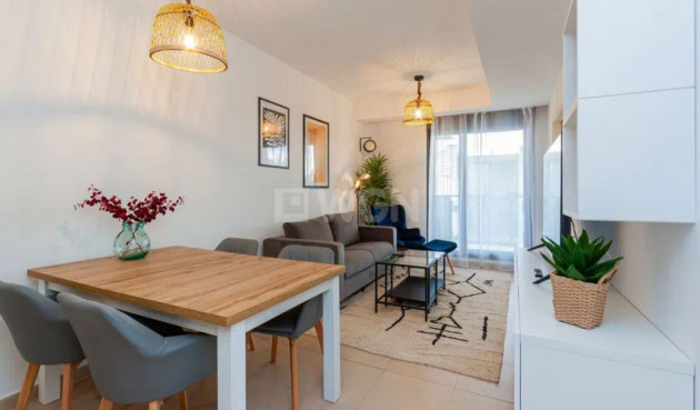 Resale - Apartment / flat - Villajoyosa - Costa Blanca