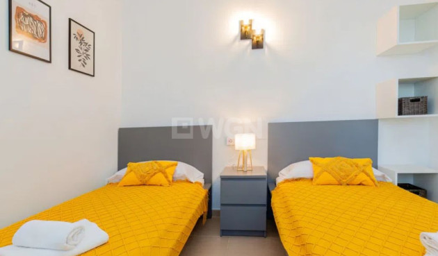 Resale - Apartment / flat - Villajoyosa - Costa Blanca