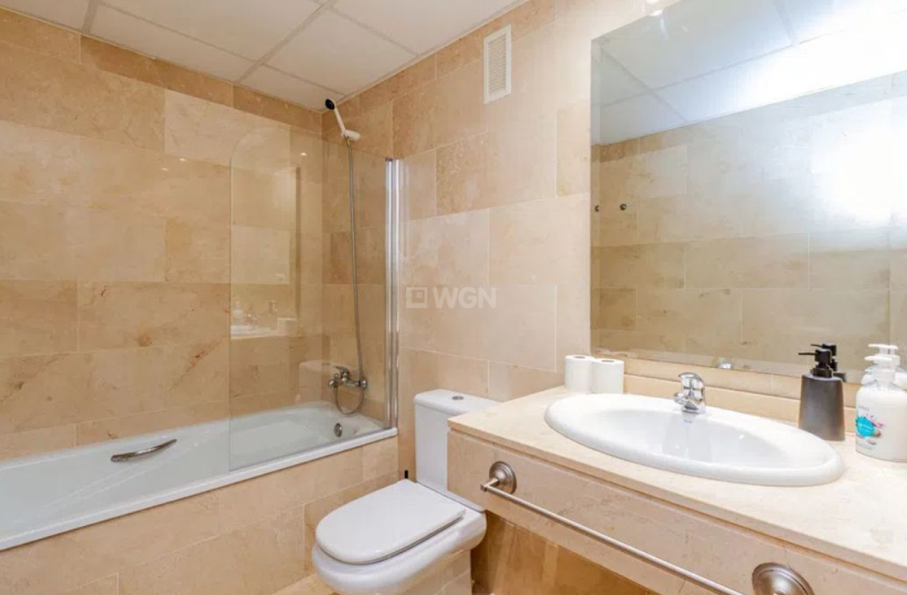 Resale - Apartment / flat - Villajoyosa - Costa Blanca