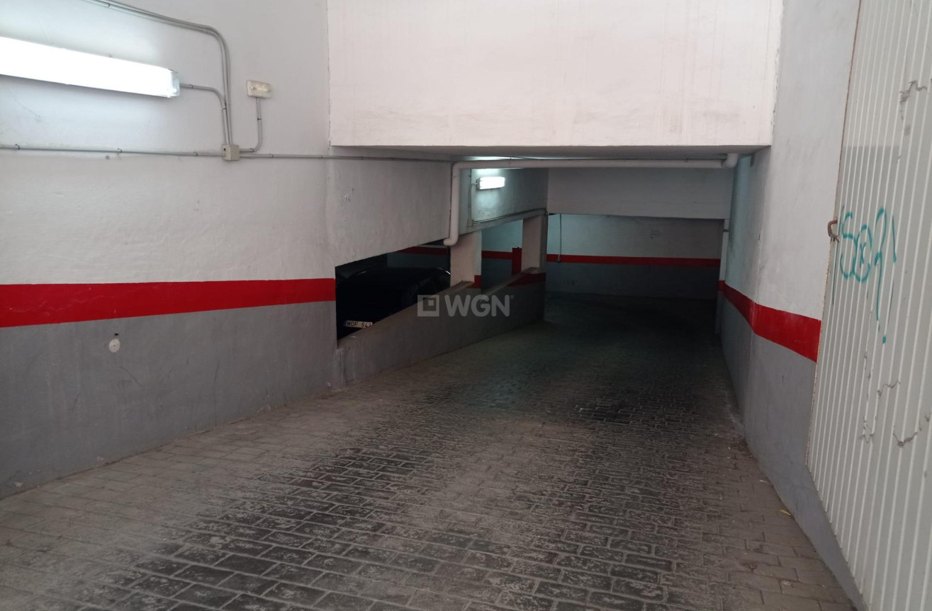 Odsprzedaż - Parking - Torrevieja - Playa de los Locos