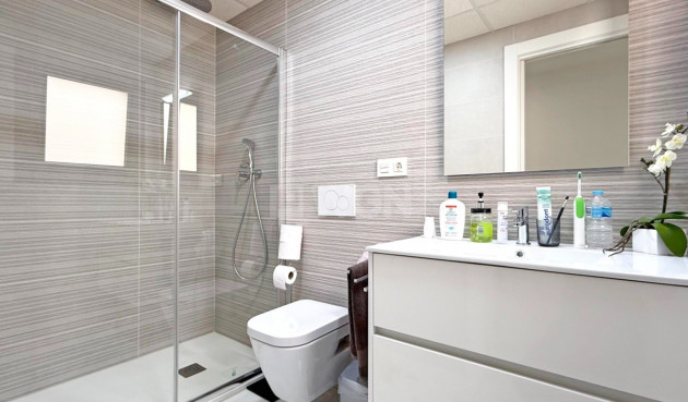 Resale - Apartment / flat - Orihuela Costa - Costa Blanca