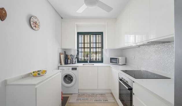 Resale - Villa - Orihuela Costa - Costa Blanca