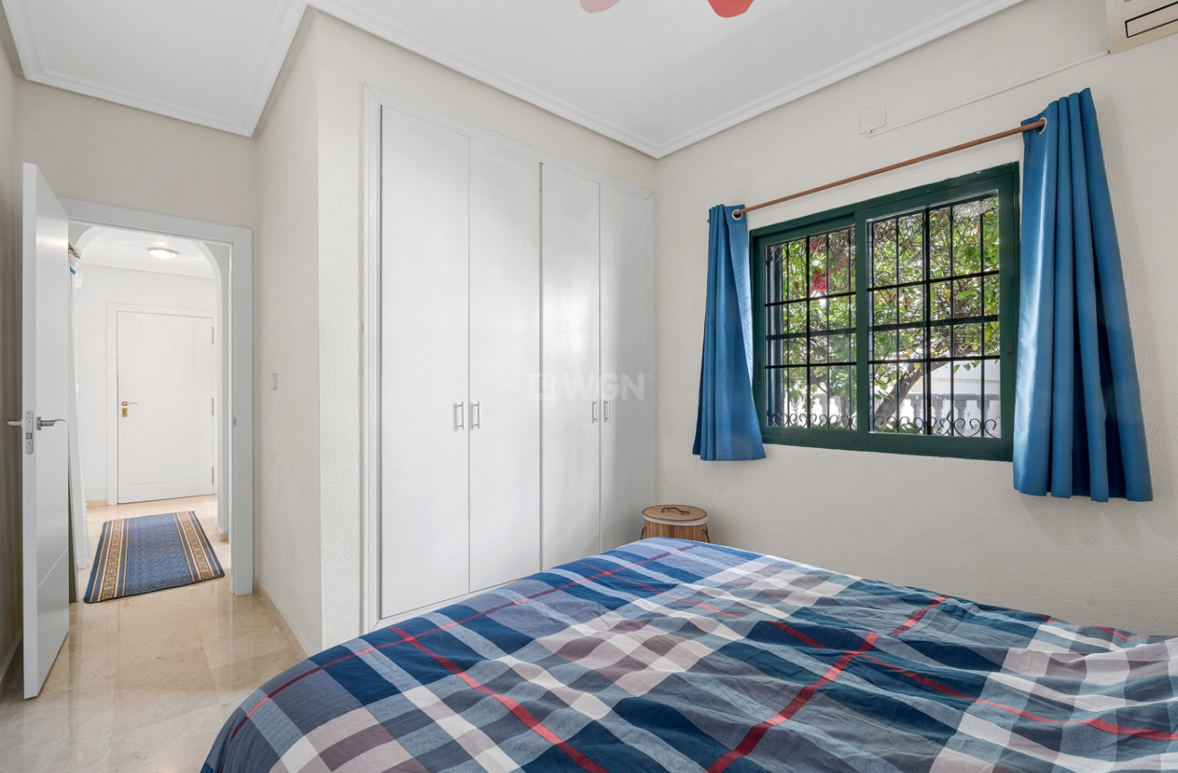 Resale - Villa - Orihuela Costa - Costa Blanca