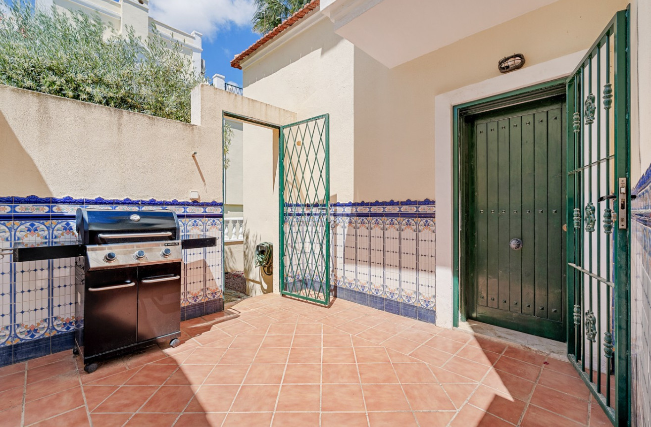 Resale - Villa - Orihuela Costa - Costa Blanca