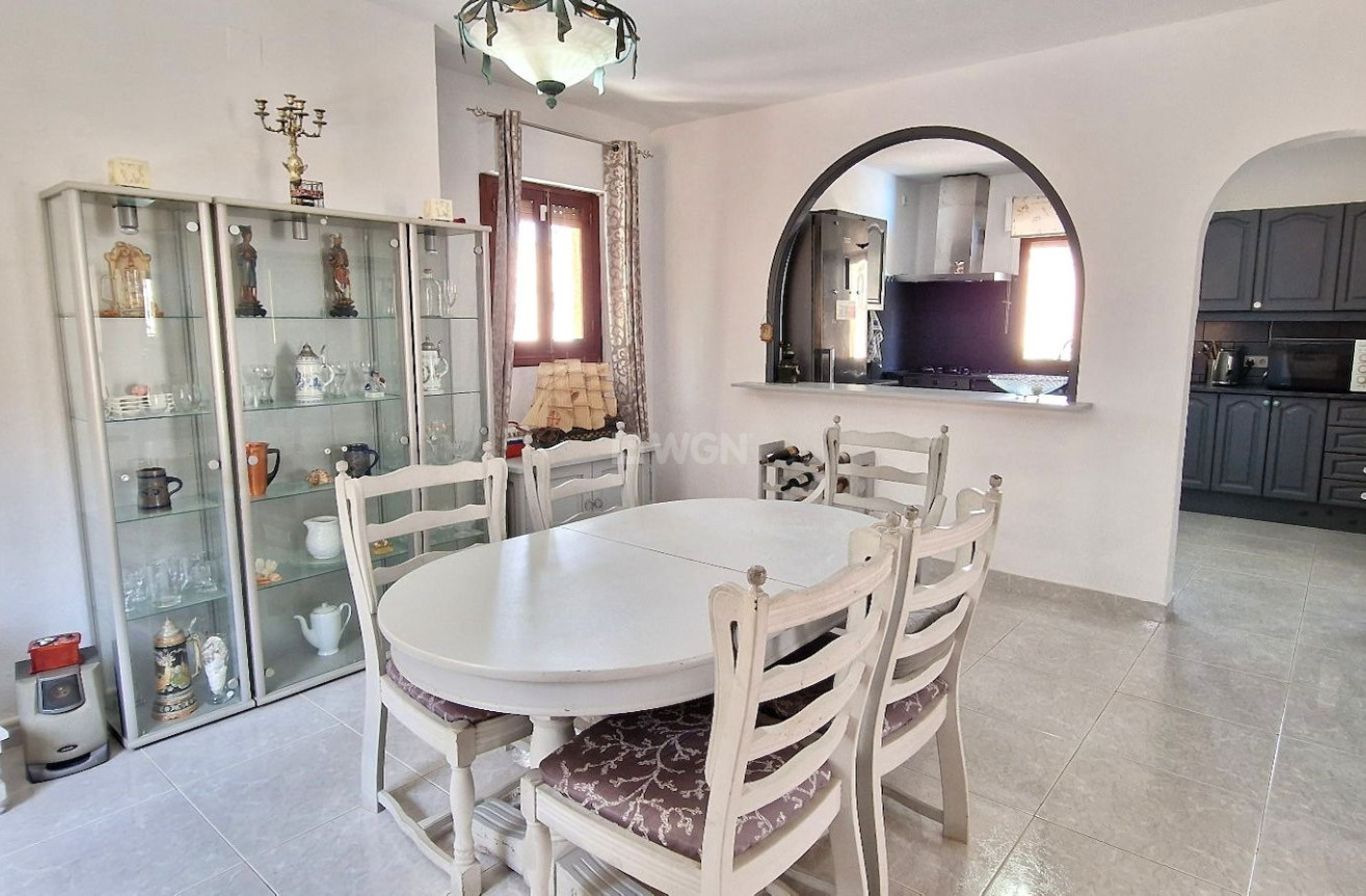 Odsprzedaż - Villa - Orihuela - Inland