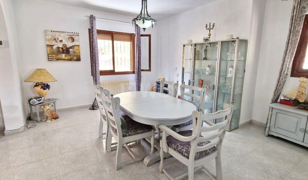 Odsprzedaż - Villa - Orihuela - Inland