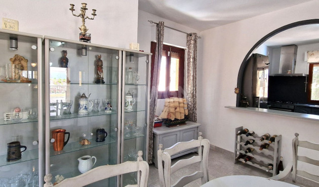 Odsprzedaż - Villa - Orihuela - Inland