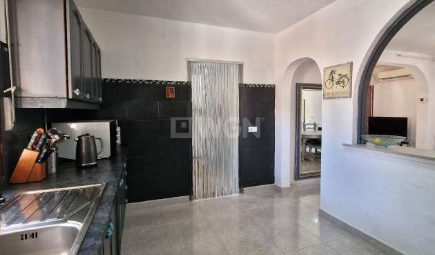 Odsprzedaż - Villa - Orihuela - Inland