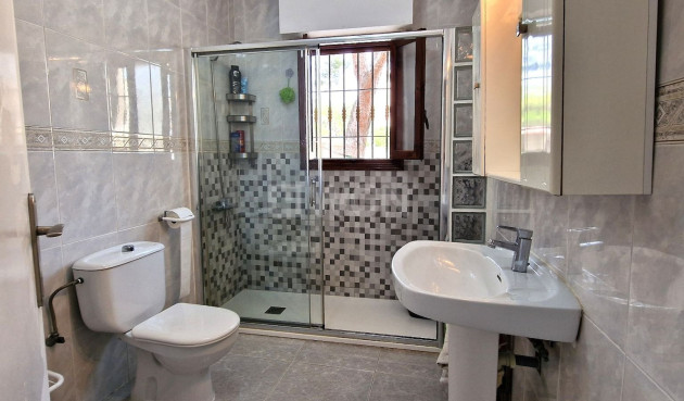 Odsprzedaż - Villa - Orihuela - Inland