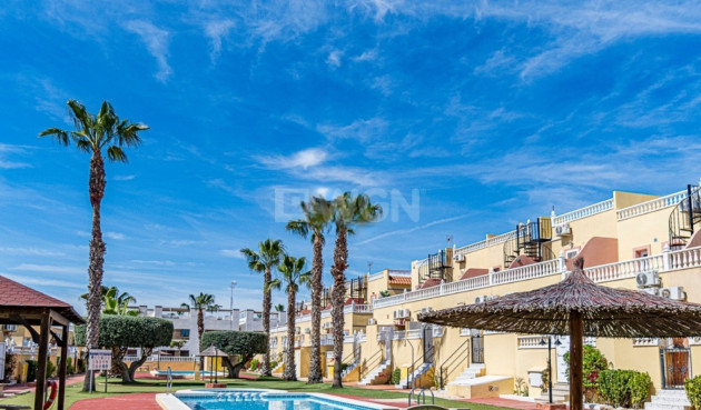 Odsprzedaż - Mieszkanie w bloku - Orihuela Costa - Costa Blanca