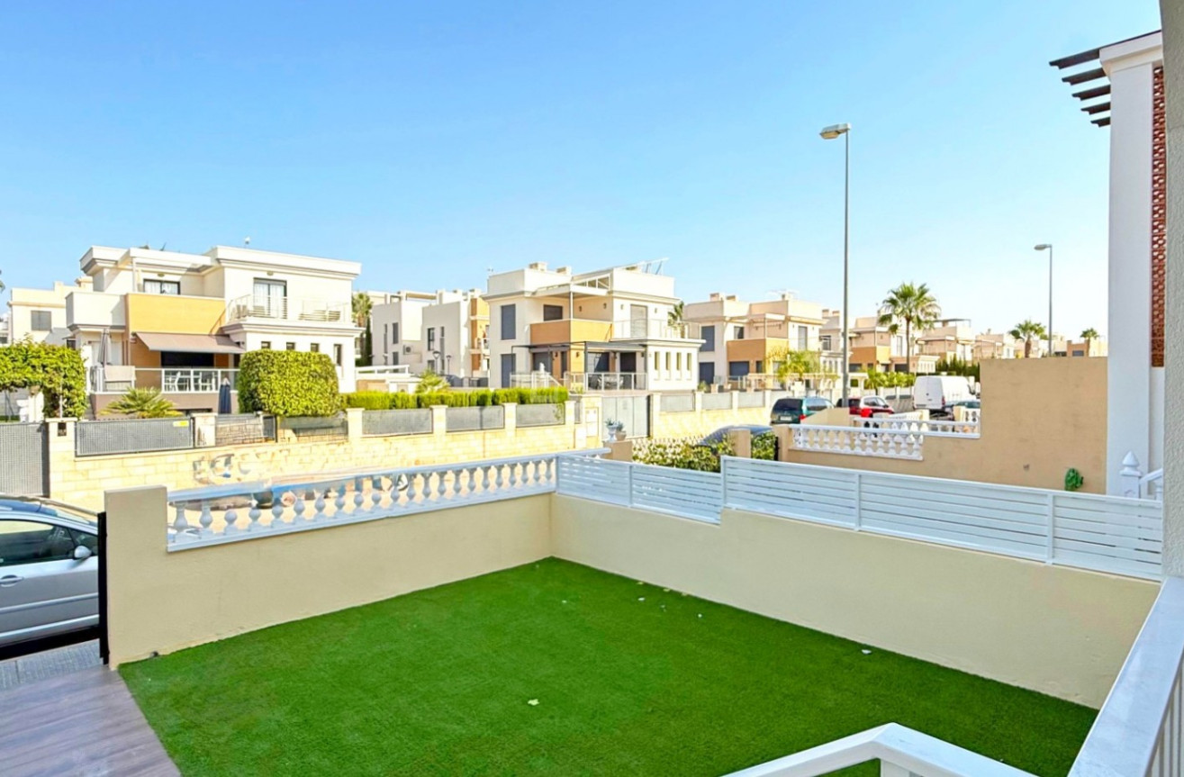 Odsprzedaż - Mieszkanie w bloku - Orihuela Costa - Costa Blanca