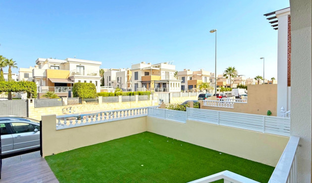 Odsprzedaż - Mieszkanie w bloku - Orihuela Costa - Costa Blanca