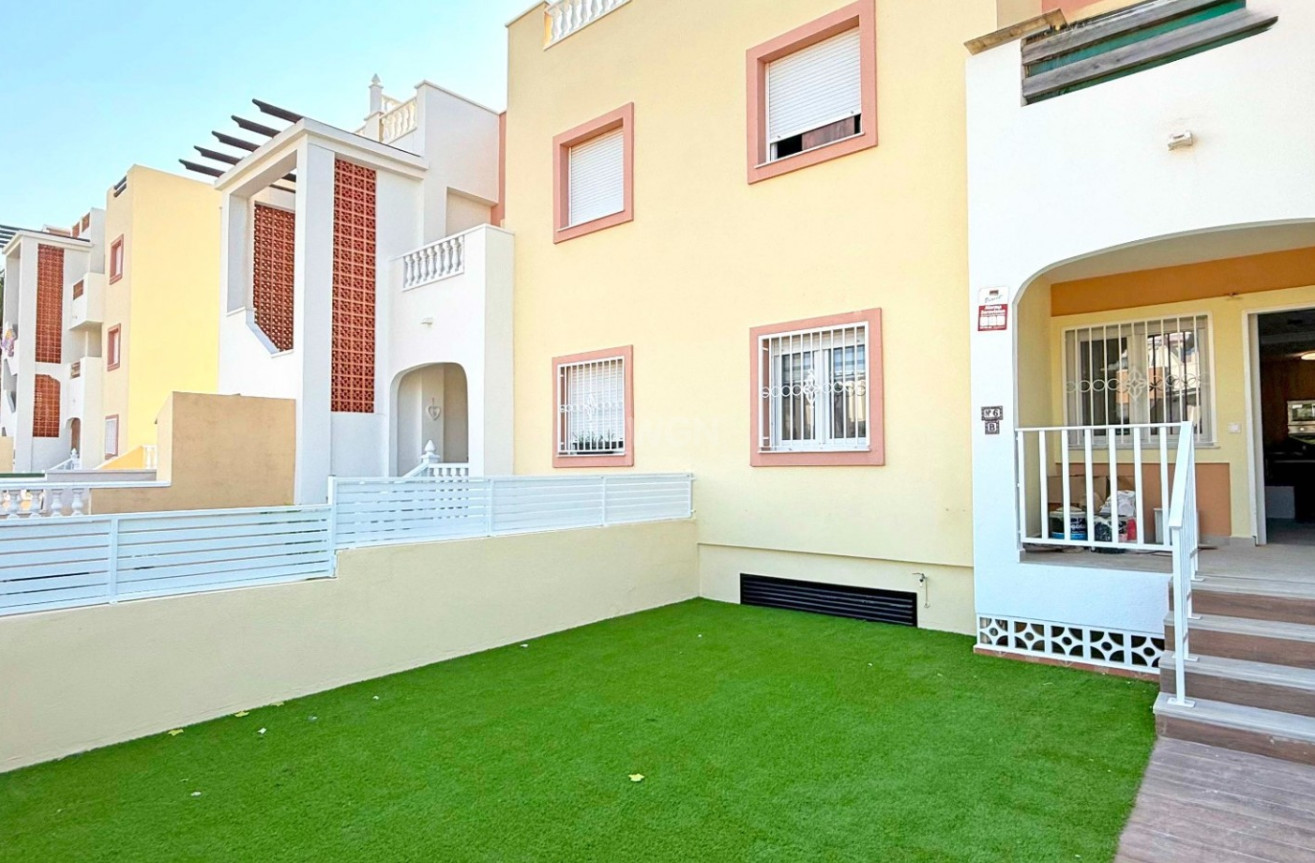 Odsprzedaż - Mieszkanie w bloku - Orihuela Costa - Costa Blanca