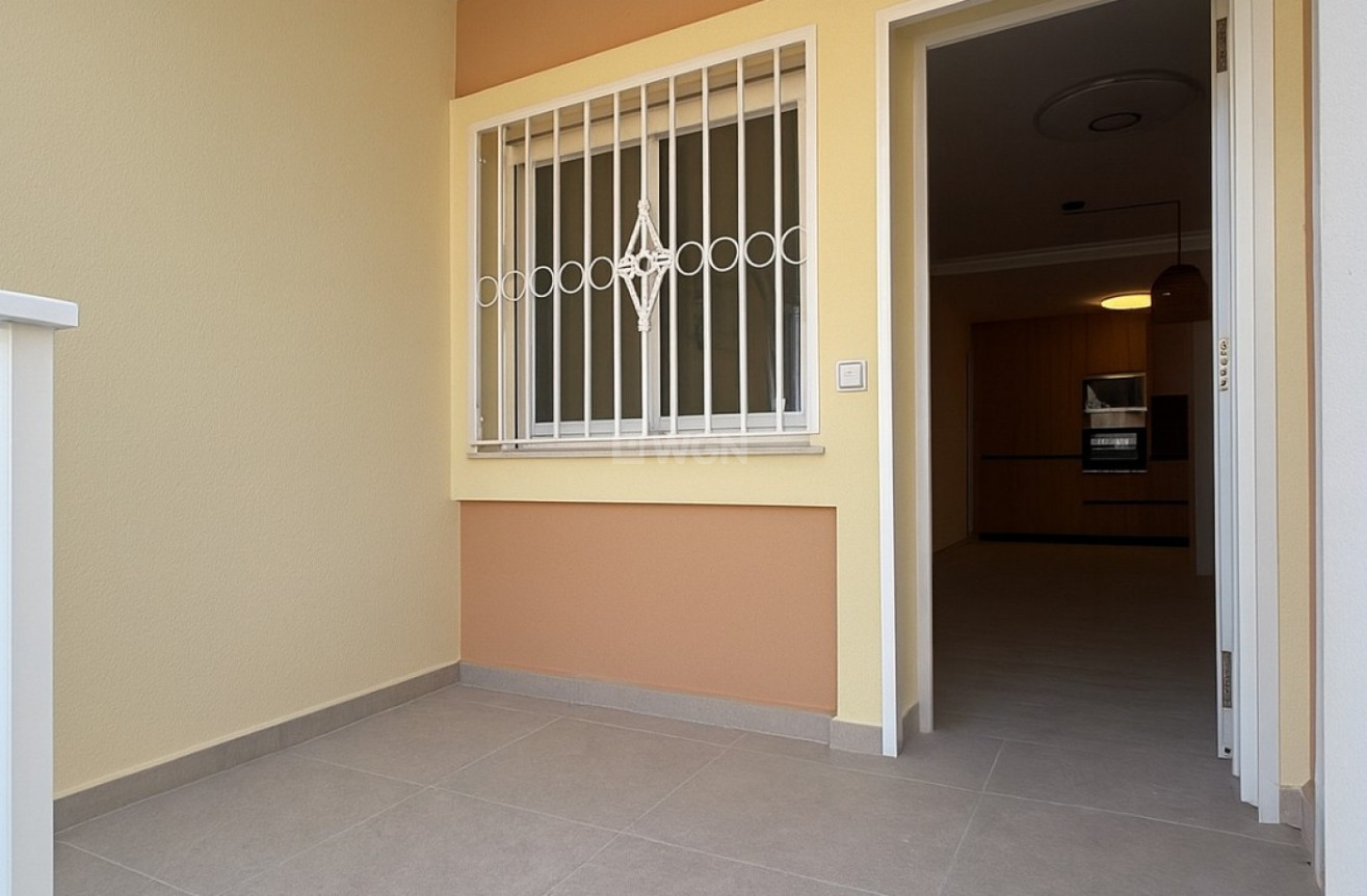 Odsprzedaż - Mieszkanie w bloku - Orihuela Costa - Costa Blanca