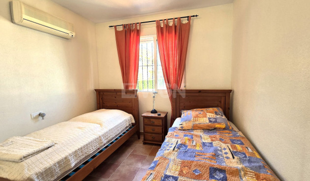 Reventa - Villa - Orihuela - Inland