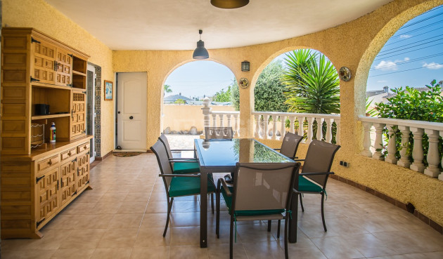 Odsprzedaż - Villa - Torrevieja - Costa Blanca