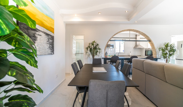 Odsprzedaż - Villa - Torrevieja - Costa Blanca