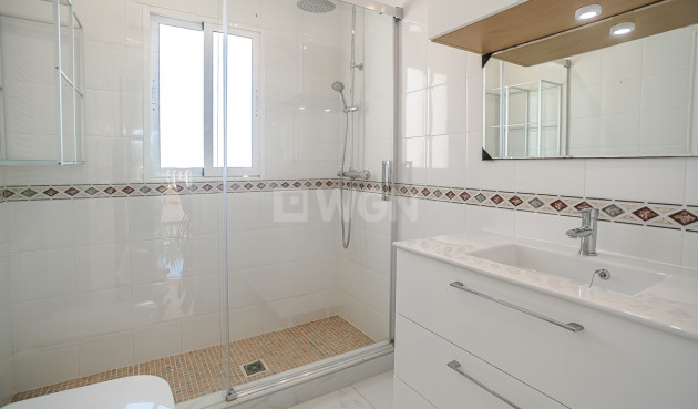 Odsprzedaż - Villa - Torrevieja - Costa Blanca