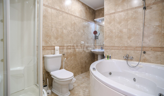 Odsprzedaż - Villa - Torrevieja - Costa Blanca