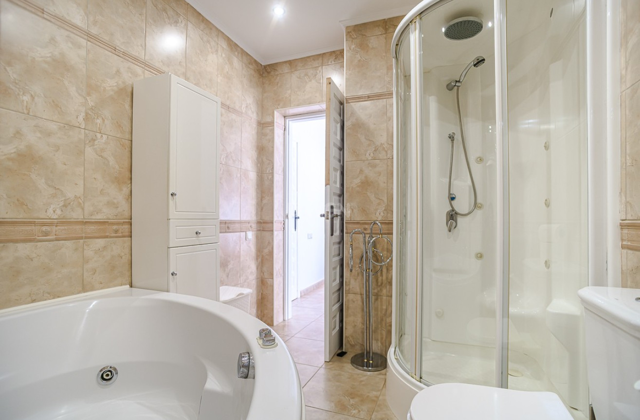 Odsprzedaż - Villa - Torrevieja - Costa Blanca