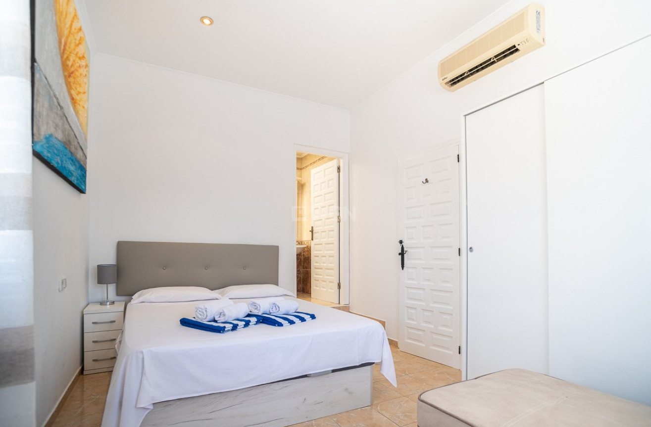 Odsprzedaż - Villa - Torrevieja - Costa Blanca