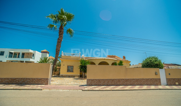 Odsprzedaż - Villa - Torrevieja - Costa Blanca