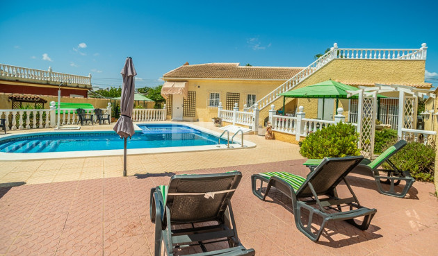 Odsprzedaż - Villa - Torrevieja - Costa Blanca