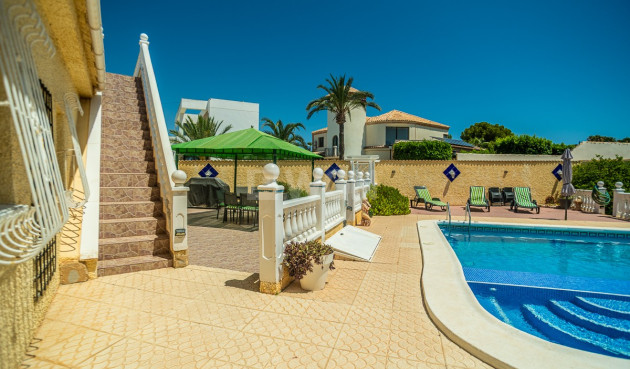 Odsprzedaż - Villa - Torrevieja - Costa Blanca