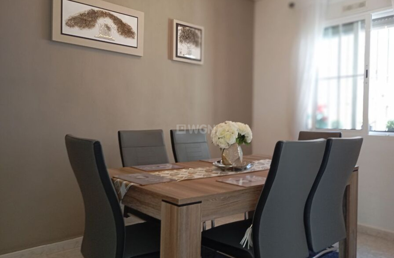 Odsprzedaż - Villa - Villamartin - Costa Blanca