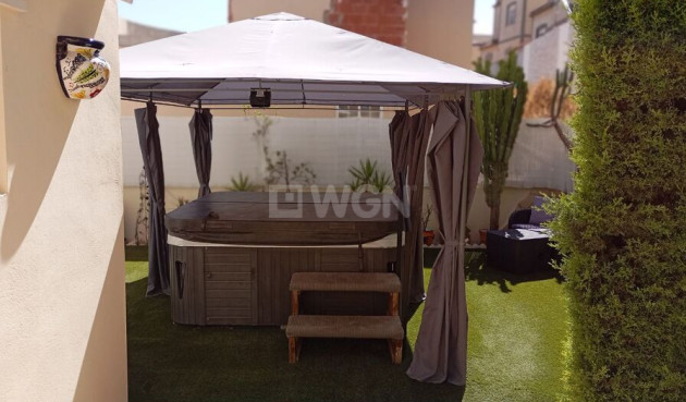 Odsprzedaż - Villa - Villamartin - Costa Blanca