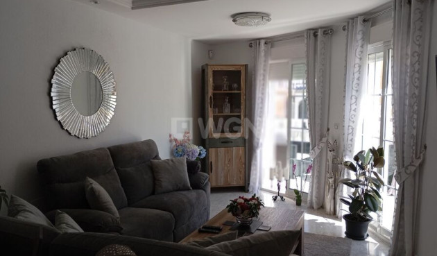 Odsprzedaż - Villa - Villamartin - Costa Blanca