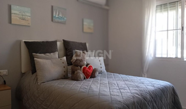 Odsprzedaż - Villa - Villamartin - Costa Blanca