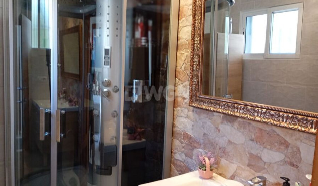 Odsprzedaż - Villa - Villamartin - Costa Blanca