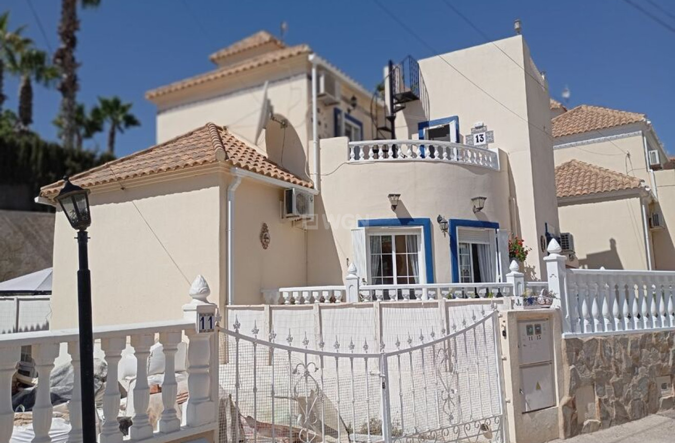Odsprzedaż - Villa - Villamartin - Costa Blanca