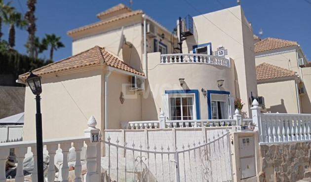 Odsprzedaż - Villa - Villamartin - Costa Blanca