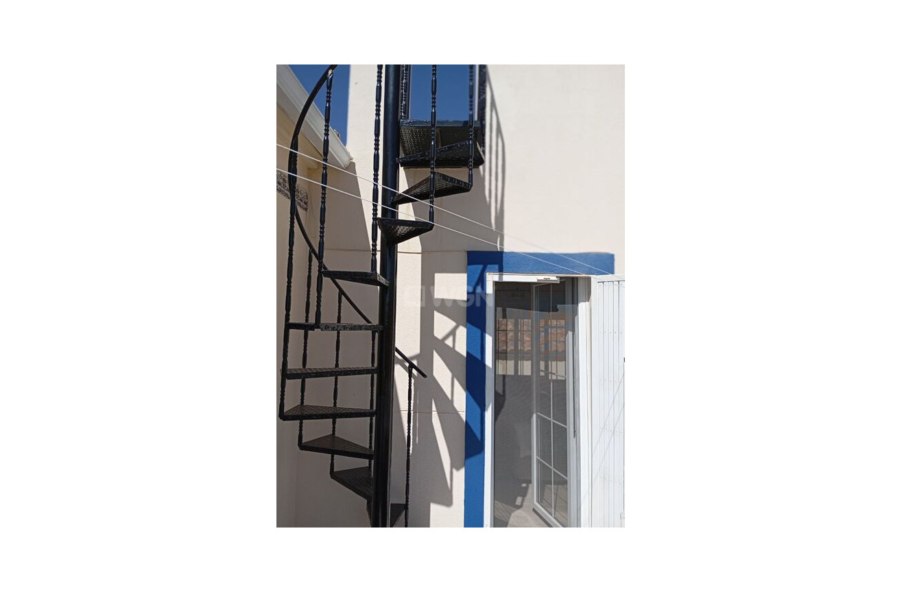 Odsprzedaż - Villa - Villamartin - Costa Blanca