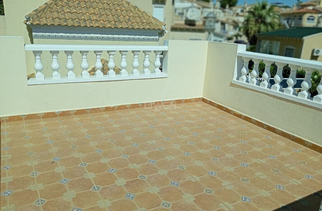 Odsprzedaż - Villa - Villamartin - Costa Blanca