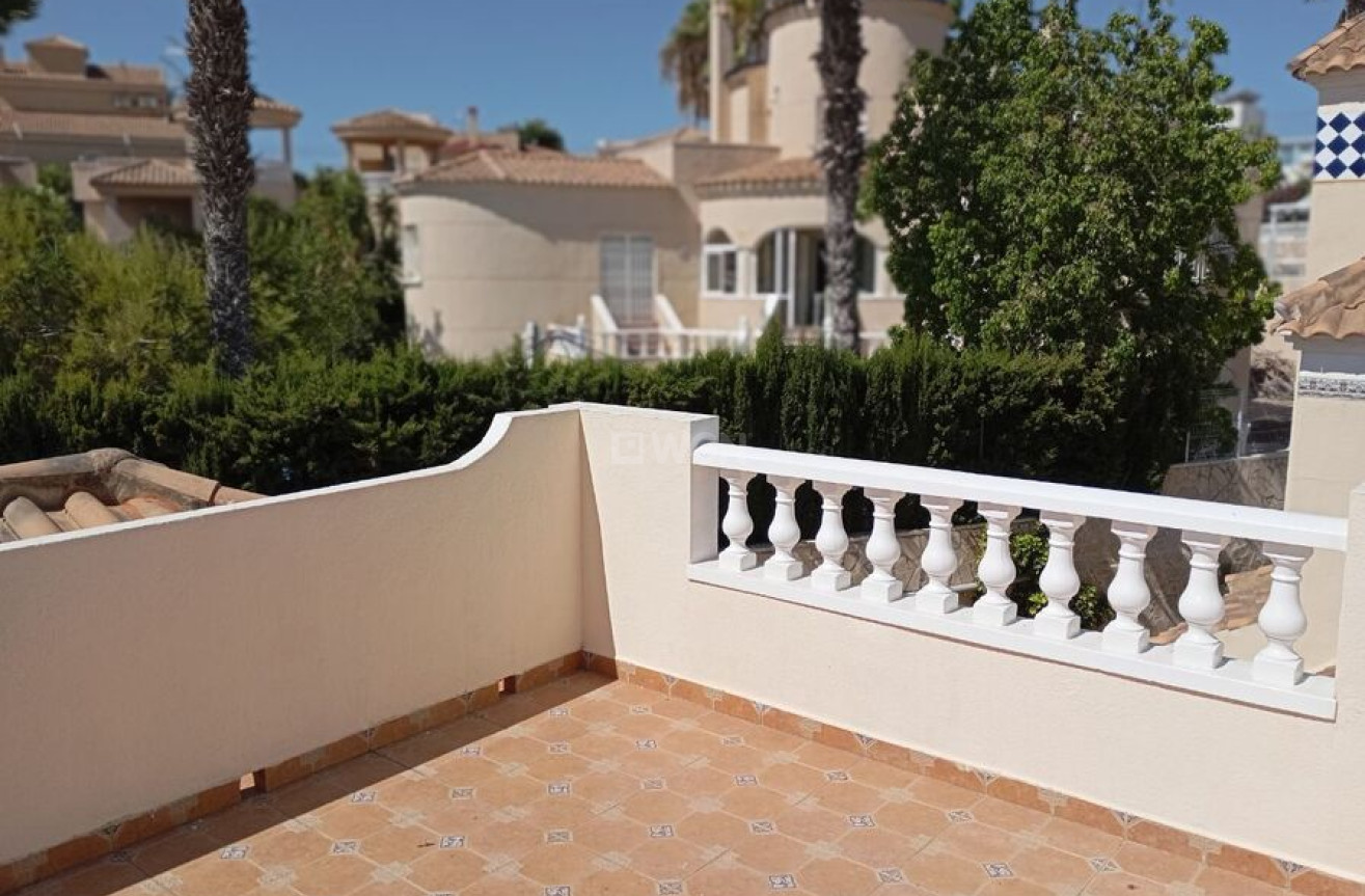 Odsprzedaż - Villa - Villamartin - Costa Blanca