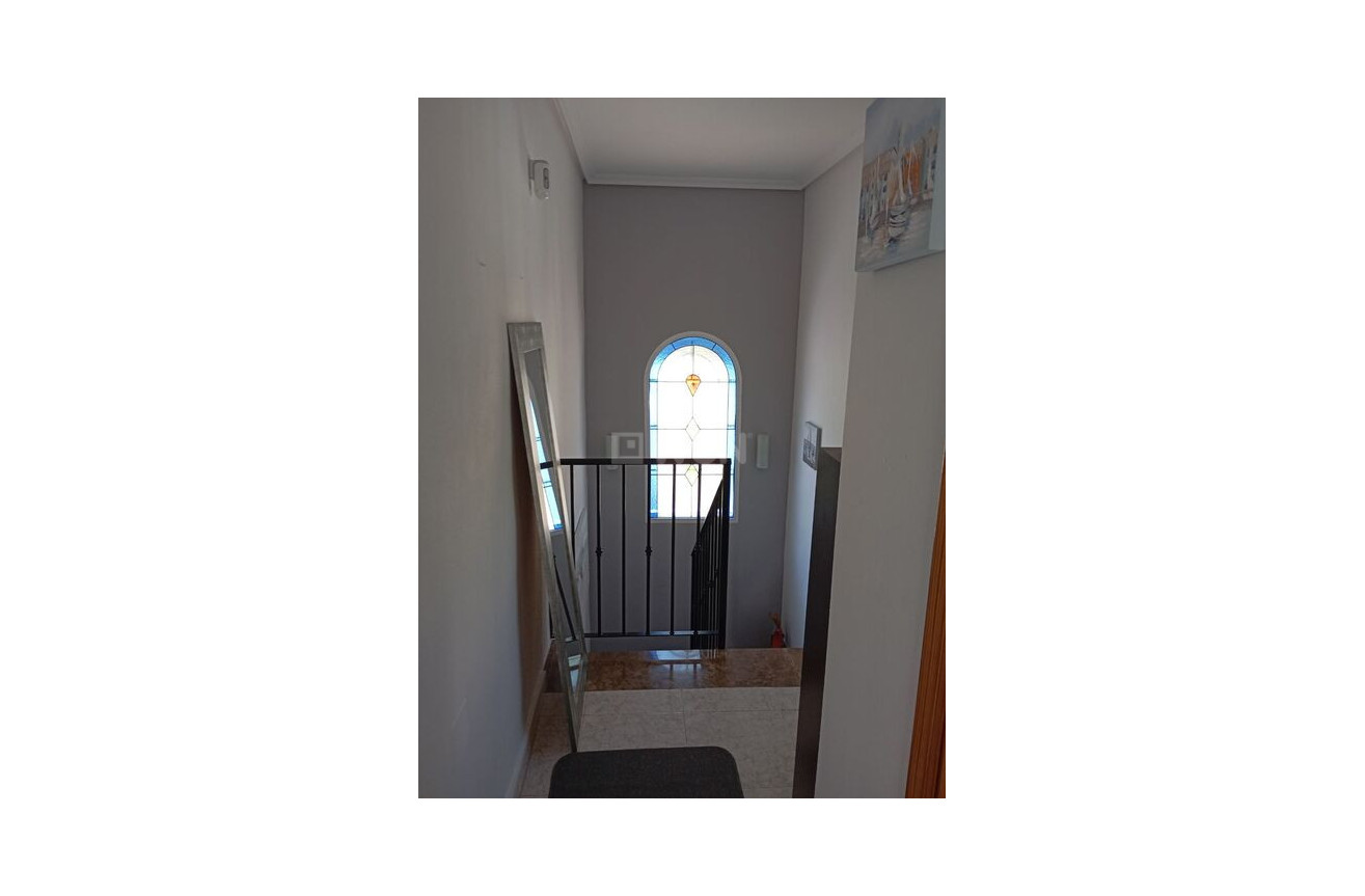 Odsprzedaż - Villa - Villamartin - Costa Blanca