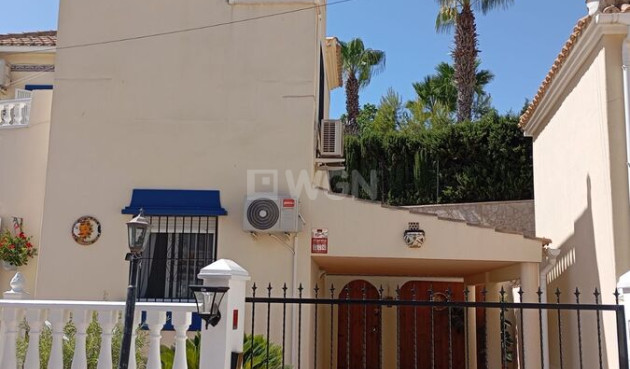 Odsprzedaż - Villa - Villamartin - Costa Blanca