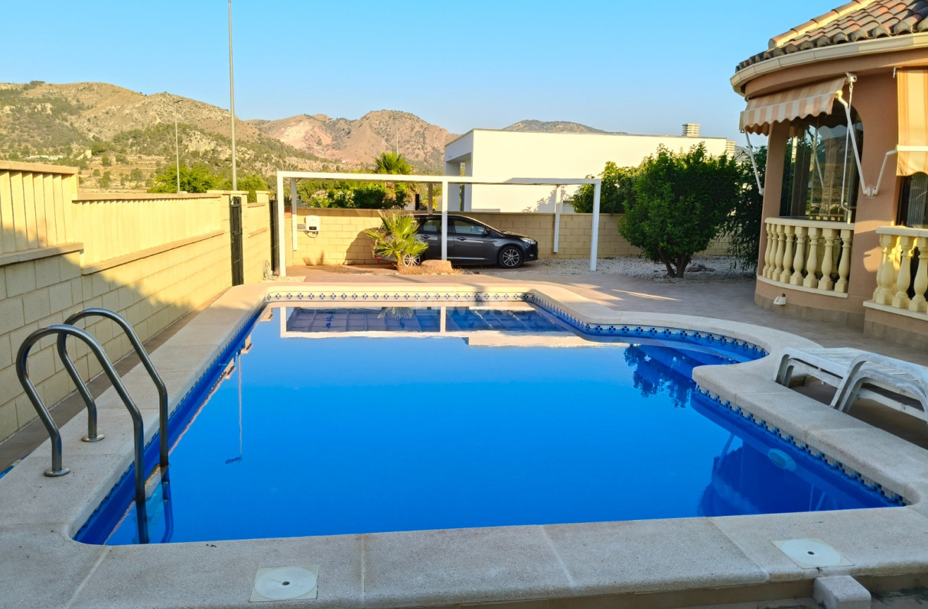 Wiederverkauf - Villa - La Romana - Inland