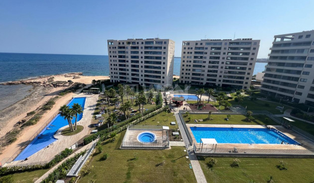 Resale - Apartment / flat - Punta Prima - Orihuela Costa