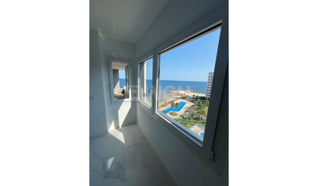 Resale - Apartment / flat - Punta Prima - Orihuela Costa